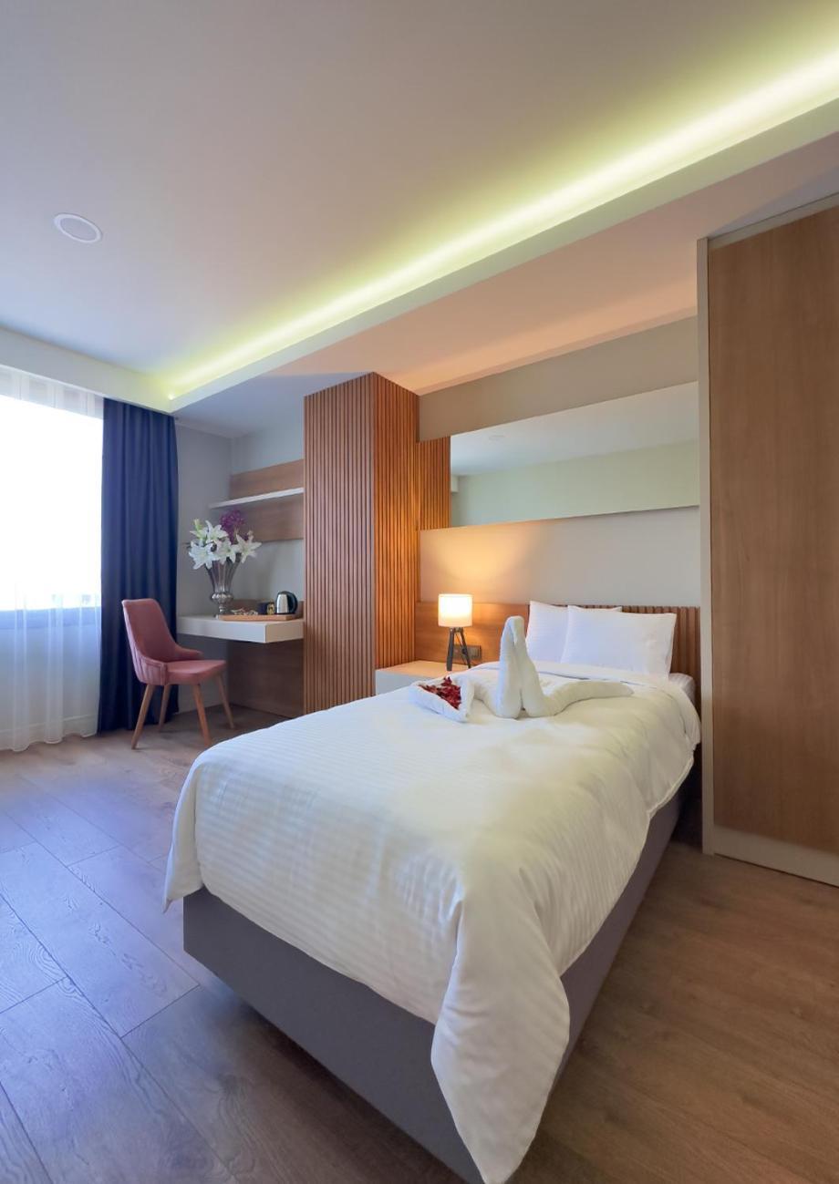 Frezya - Exclusively Woman Hotel Istanbul Exterior photo
